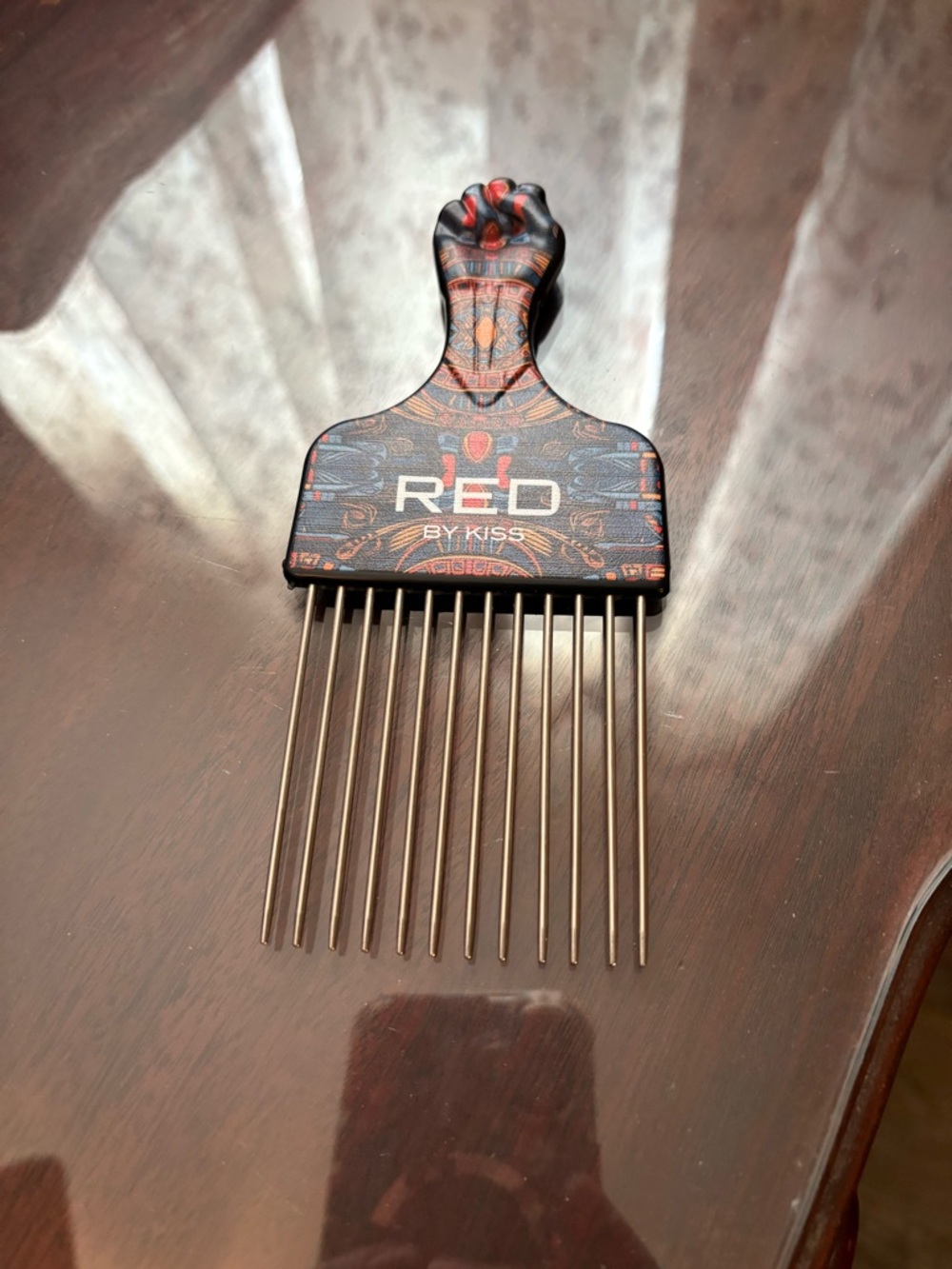 Red by Kiss Soul Pik Detangle & Lift Long Comb Pik